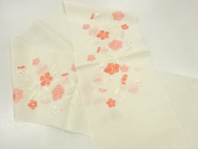 JAPANESE KIMONO / FLORAL EMBROIDERY HANERI